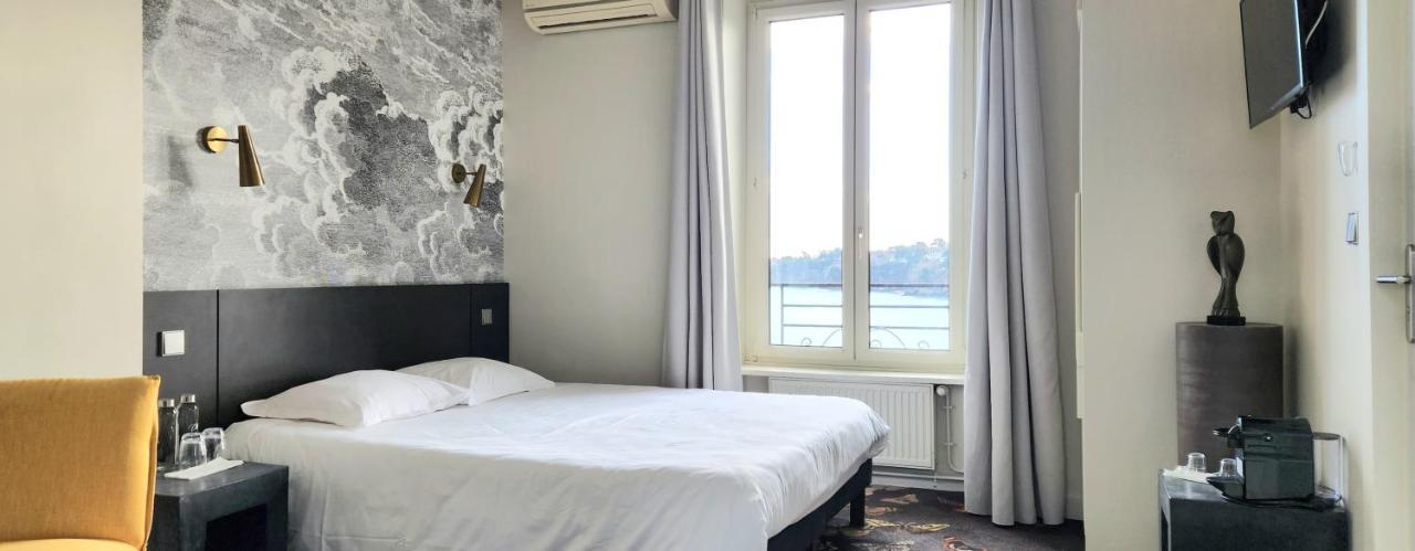 Restaurant Hotel Didier Meril Динар Экстерьер фото
