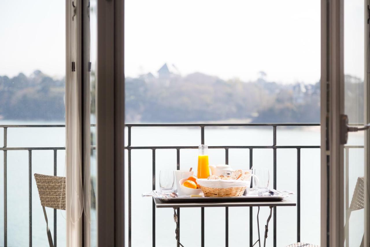 Restaurant Hotel Didier Meril Динар Экстерьер фото